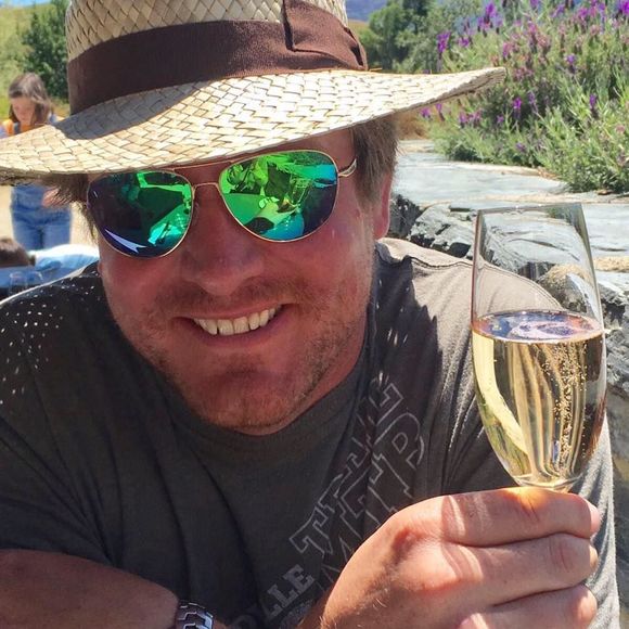 Meet your Posher, Stephen - Picture 1 of 1